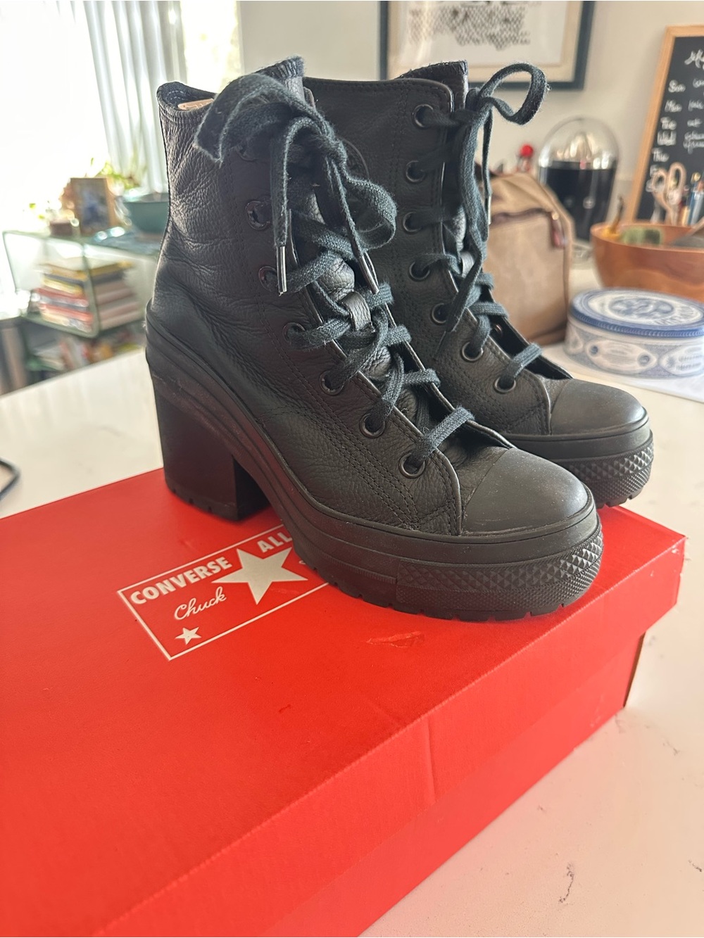 Converse Chuck 70 De Luxe Heel Leather Hi Platform A06145C